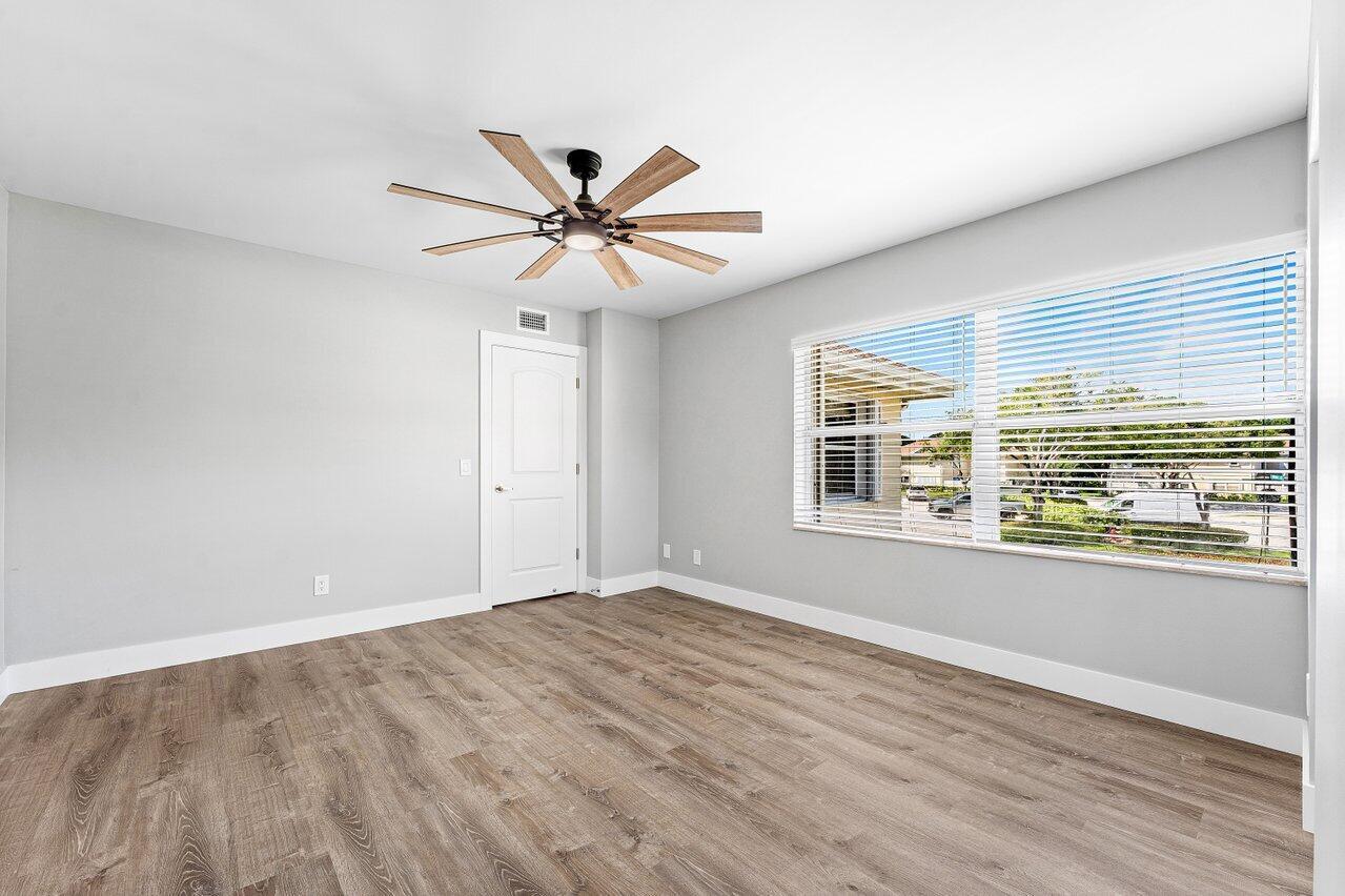 WELLESLEY AT LAKE CLARKE - Residential