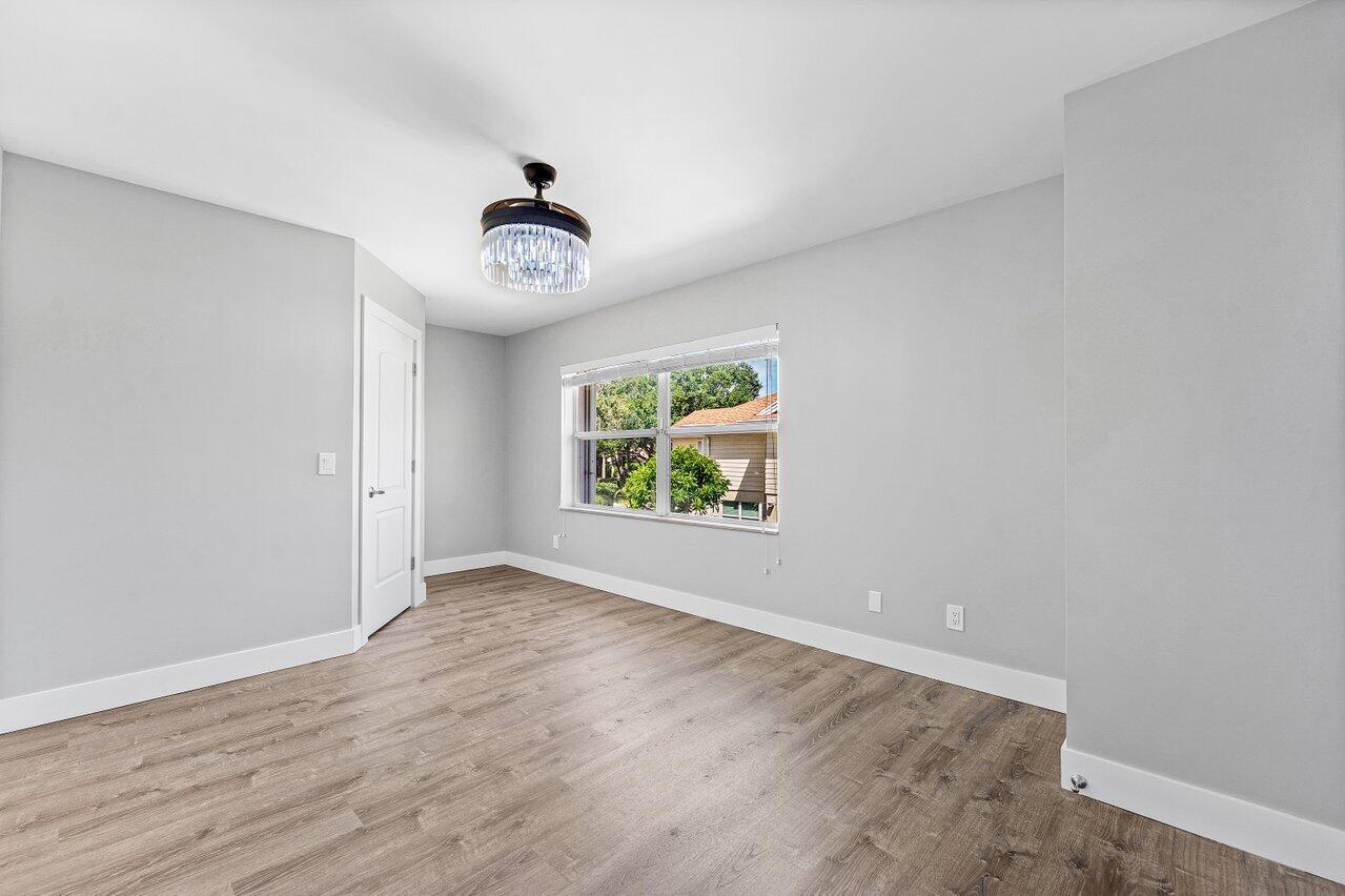 WELLESLEY AT LAKE CLARKE - Residential