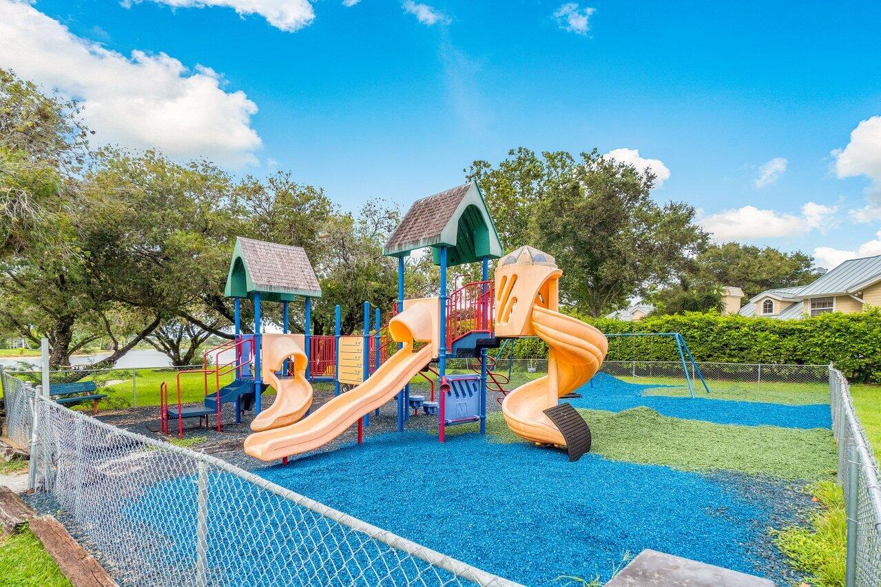 WELLESLEY AT LAKE CLARKE SHORES - Residential