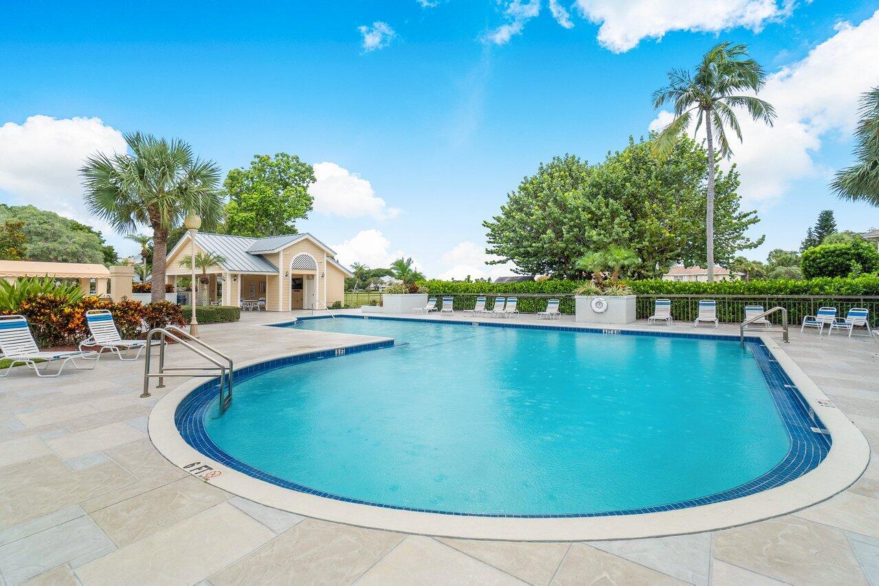 WELLESLEY AT LAKE CLARKE SHORES - Residential