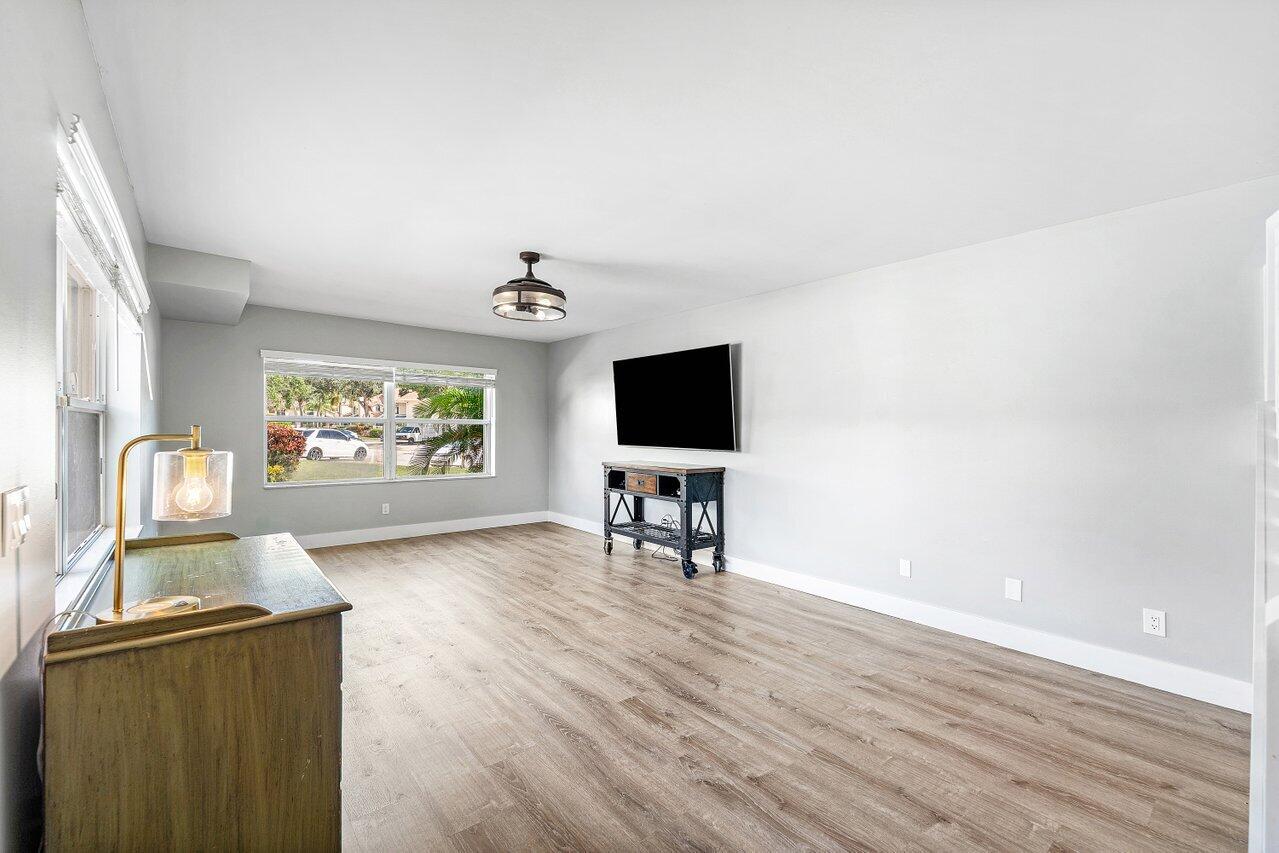 WELLESLEY AT LAKE CLARKE SHORES - Residential