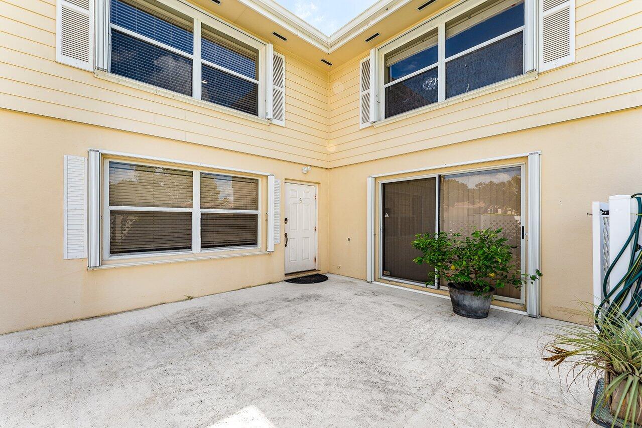 WELLESLEY AT LAKE CLARKE SHORES - Residential