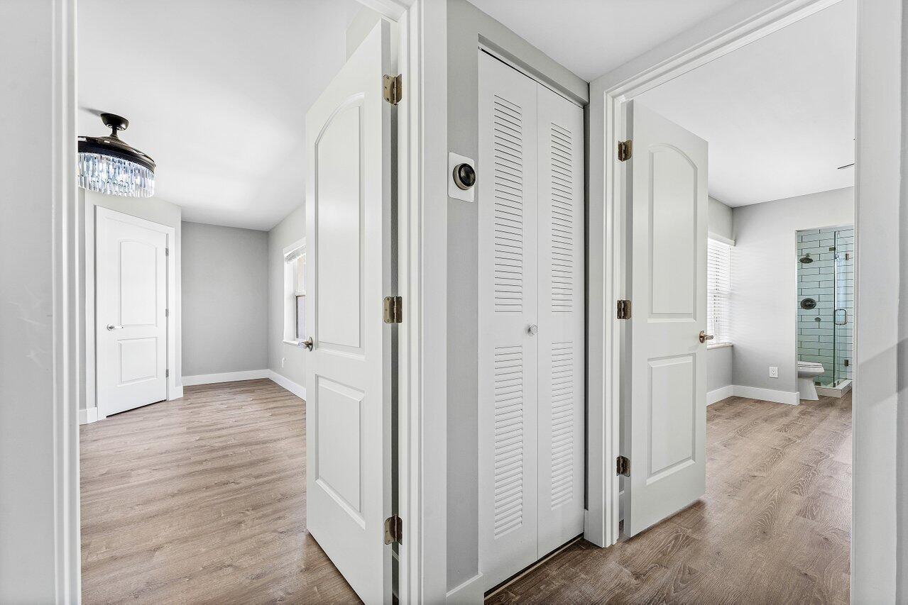 WELLESLEY AT LAKE CLARKE - Residential