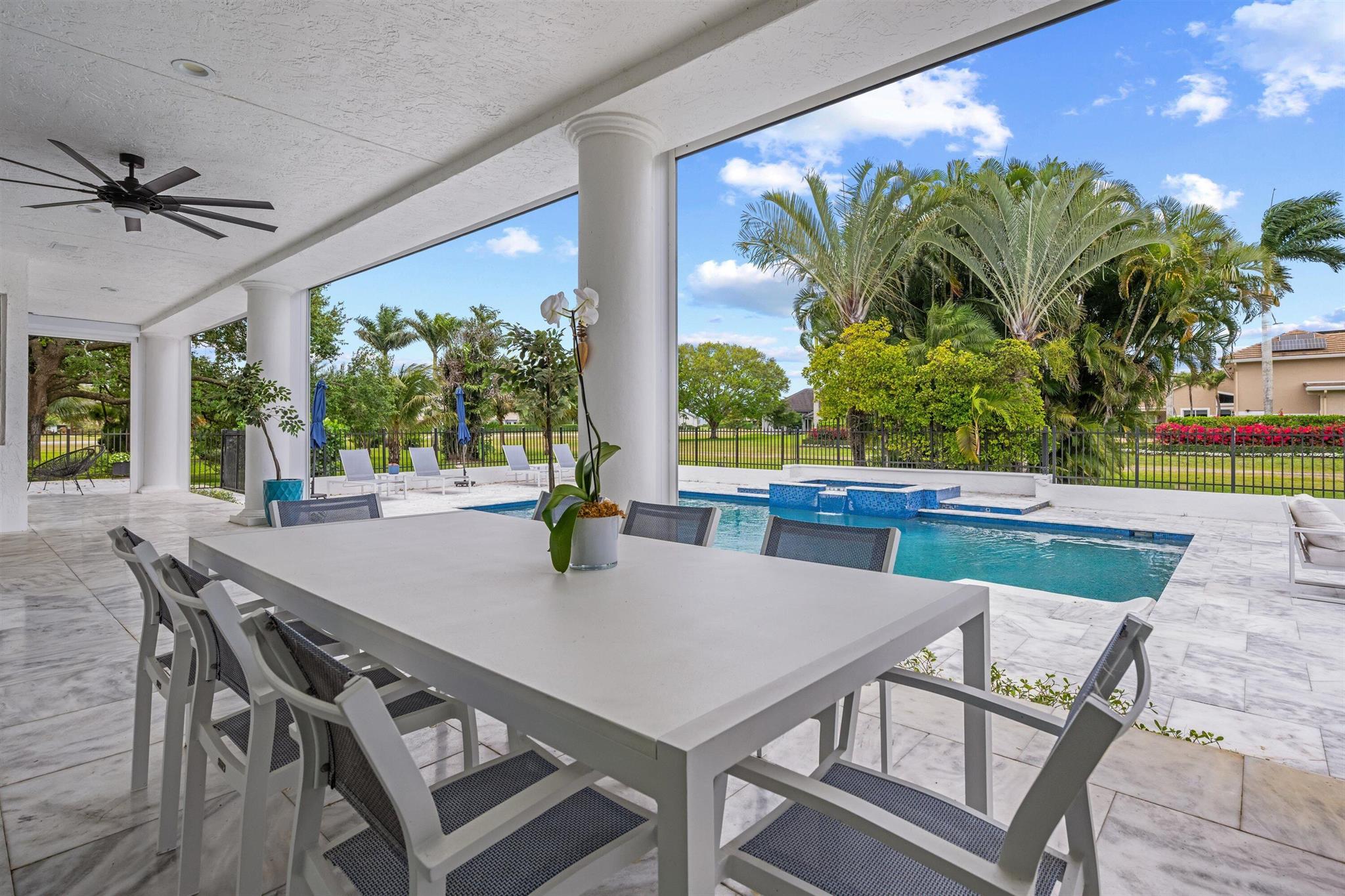 WELLINGTON AERO CLUB OF T - Residential