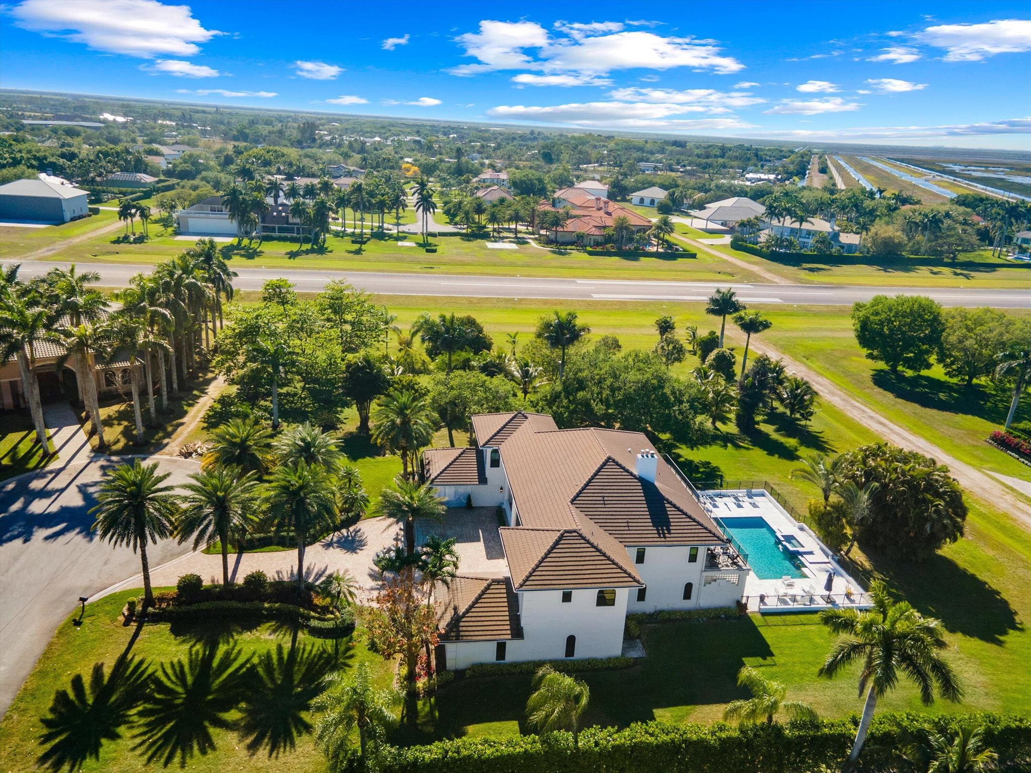 WELLINGTON AERO CLUB OF T - Residential