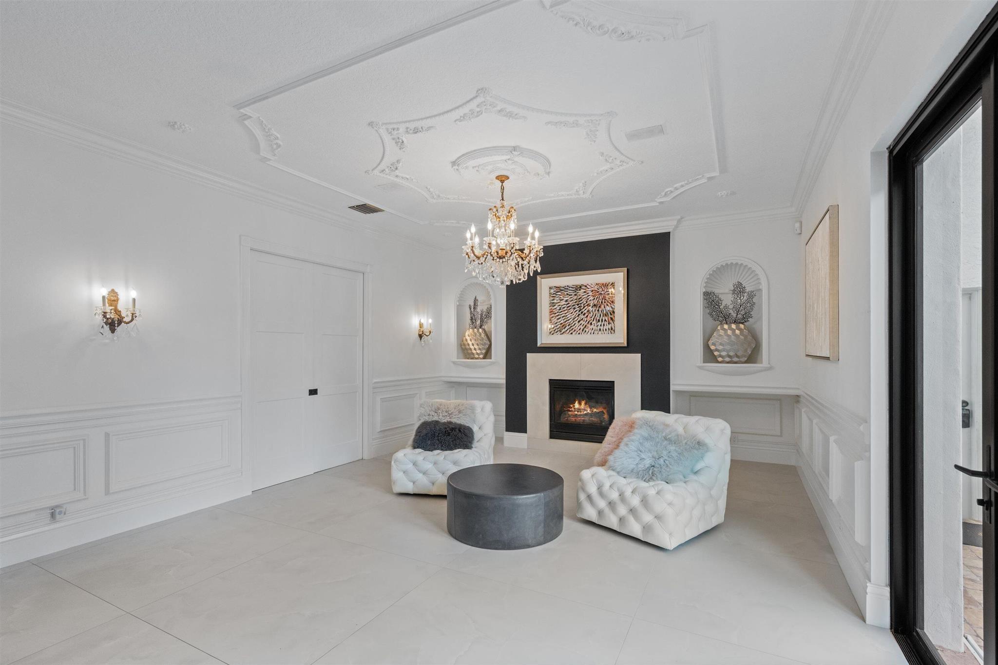 WELLINGTON AERO CLUB OF T - Residential