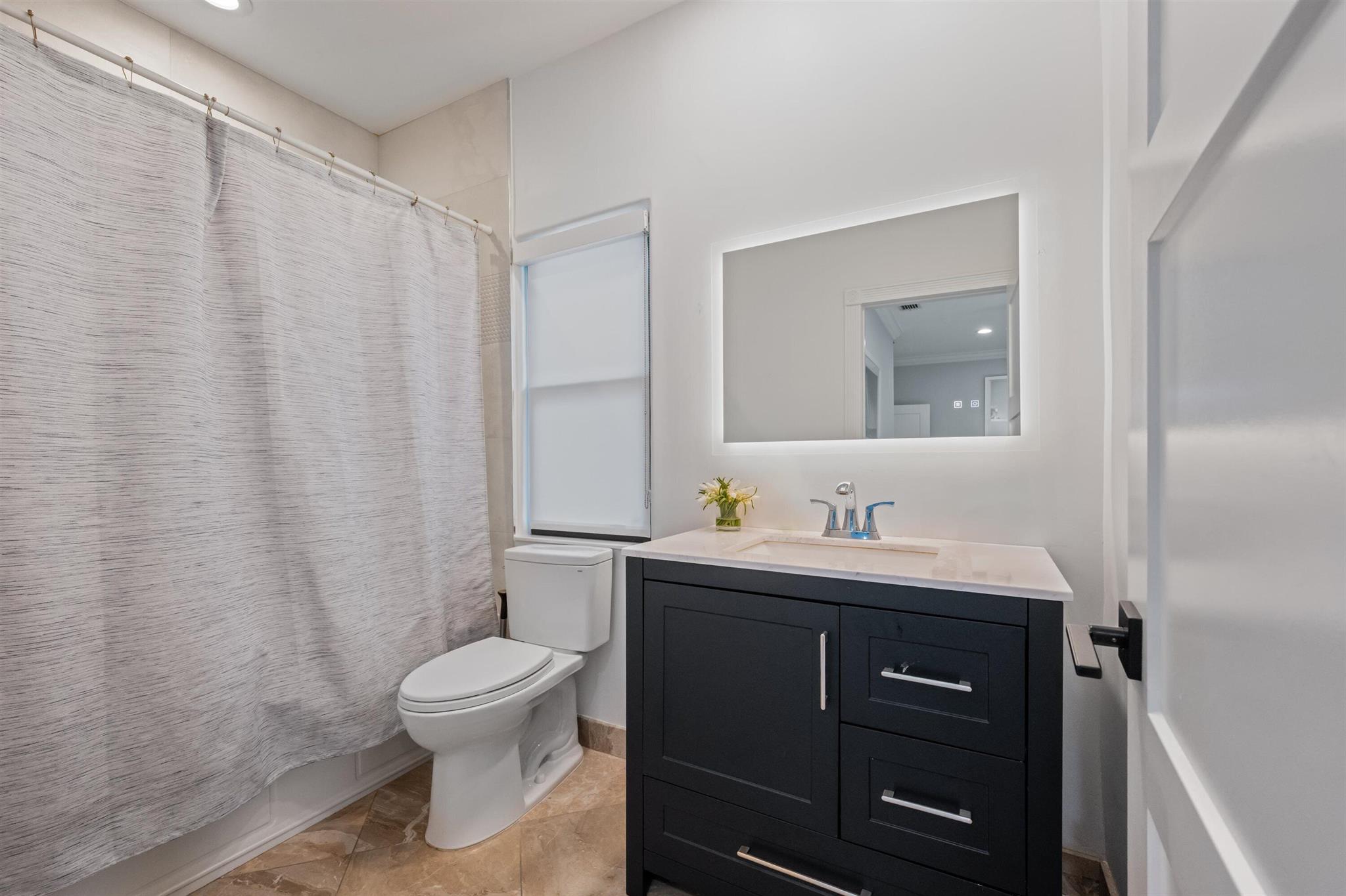 WELLINGTON AERO CLUB OF T - Residential