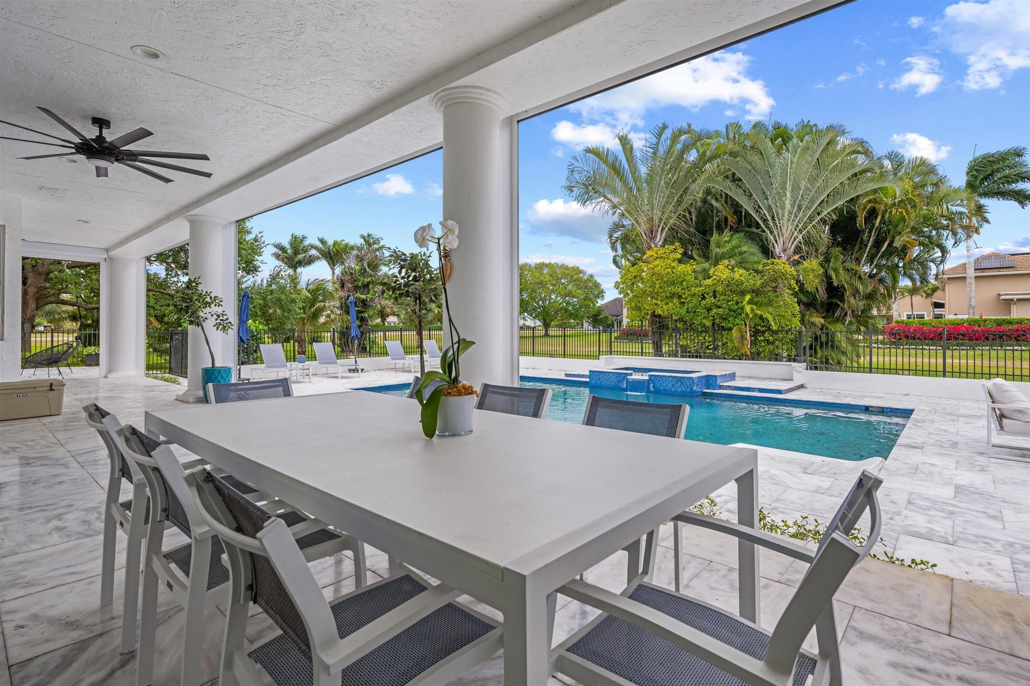 WELLINGTON AERO CLUB OF T - Residential