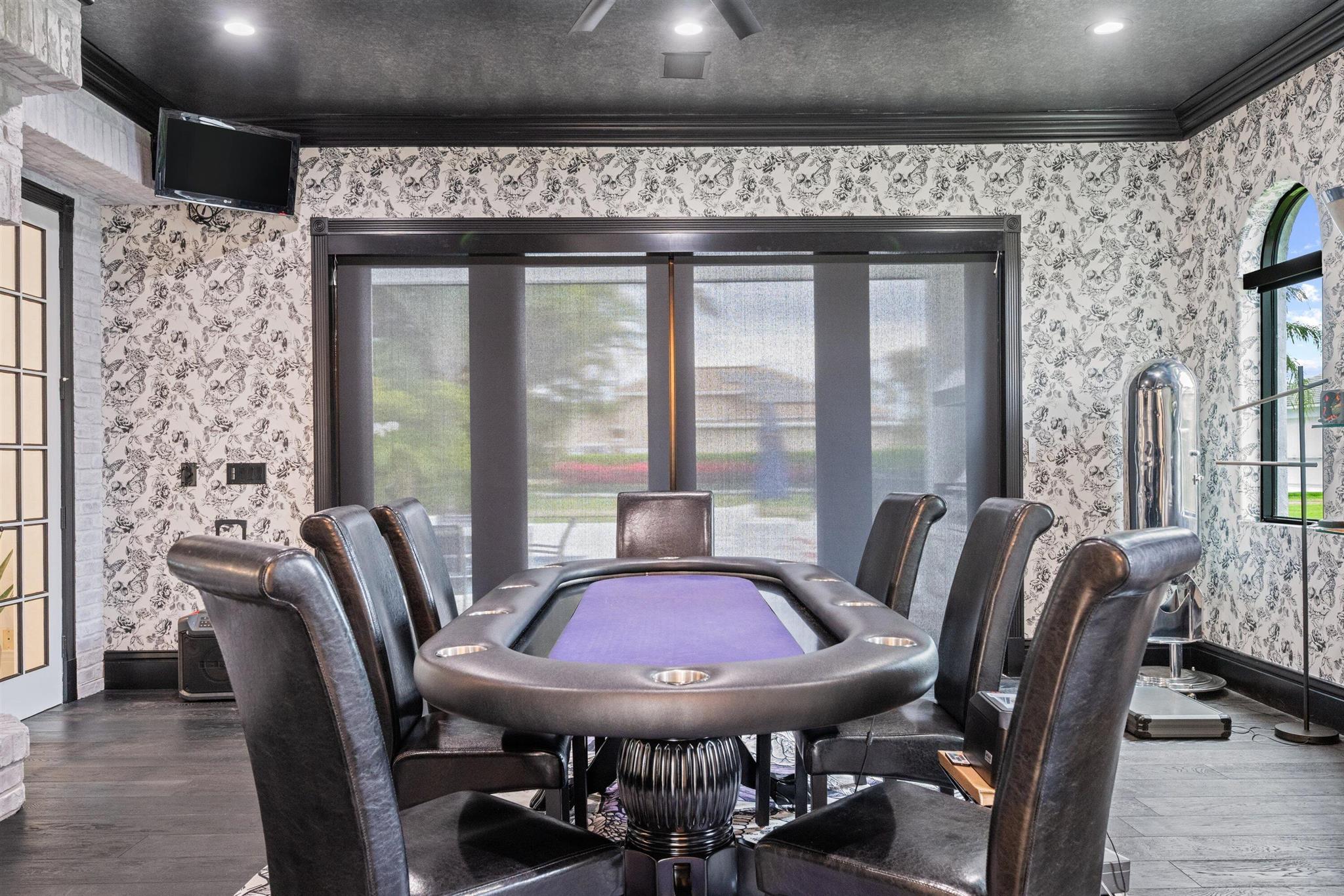 WELLINGTON AERO CLUB OF T - Residential