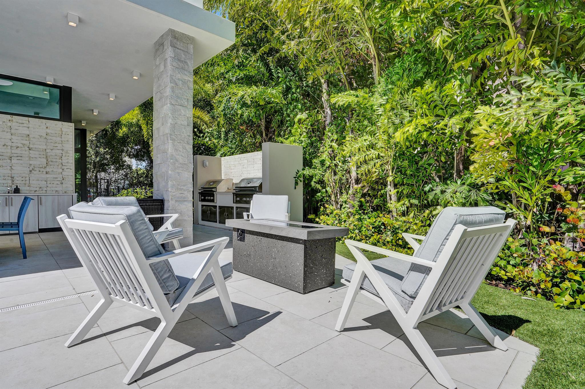 1177 MODERNE - Residential