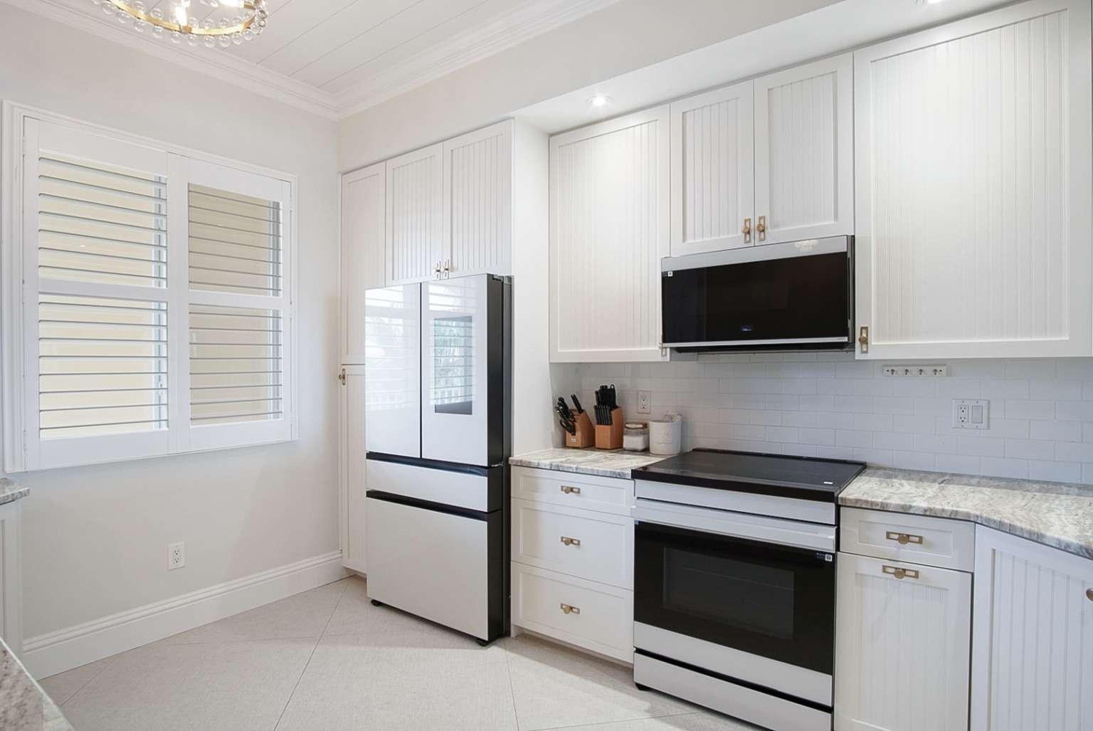 Harbour Isle East - Residential