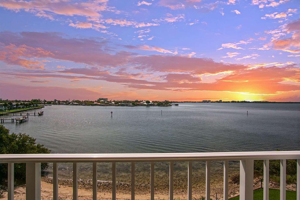 Photo of 3 Harbour Isle Drive #302, Fort Pierce, FL 34949 (MLS # F10536613)