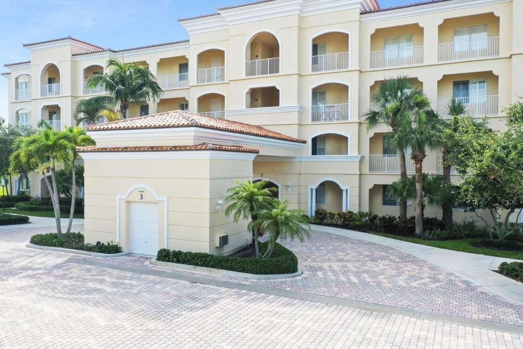 Photo of 3 Harbour Isle Drive #302, Fort Pierce, FL 34949 (MLS # F10536613)