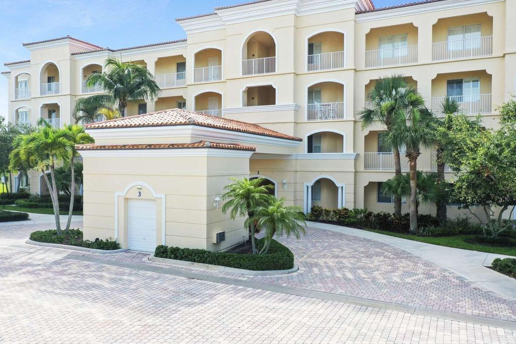 Photo of 3 Harbour Isle Drive #302, Fort Pierce, FL 34949 (MLS # F10536613)