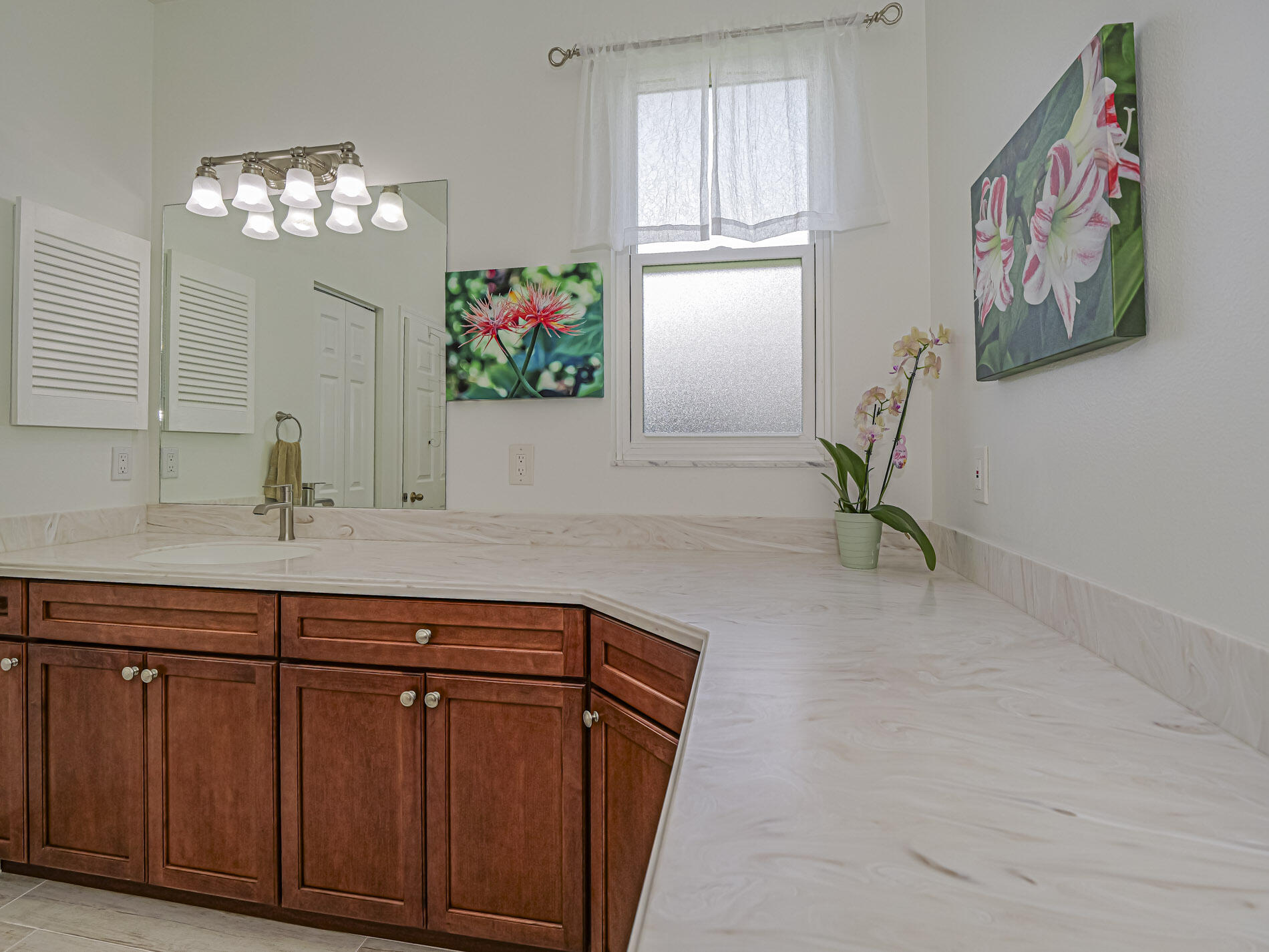 SANCTUARY THE - Residential