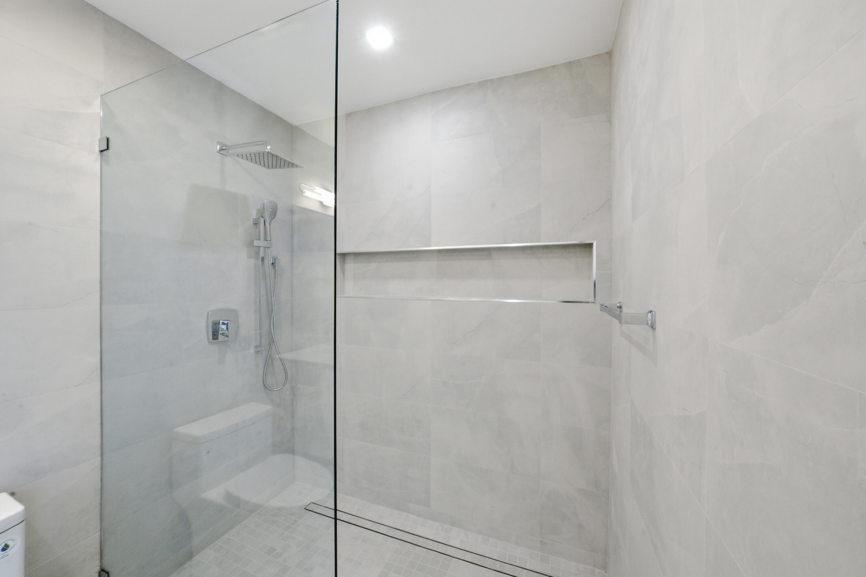 River Ridge 32-25 B - Residential Lease