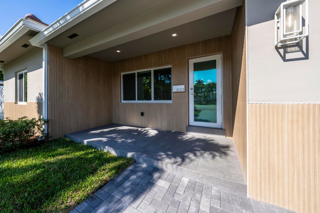 Photo of 2001 NE 17th Way, Fort Lauderdale, FL 33305 (MLS # B26008568)