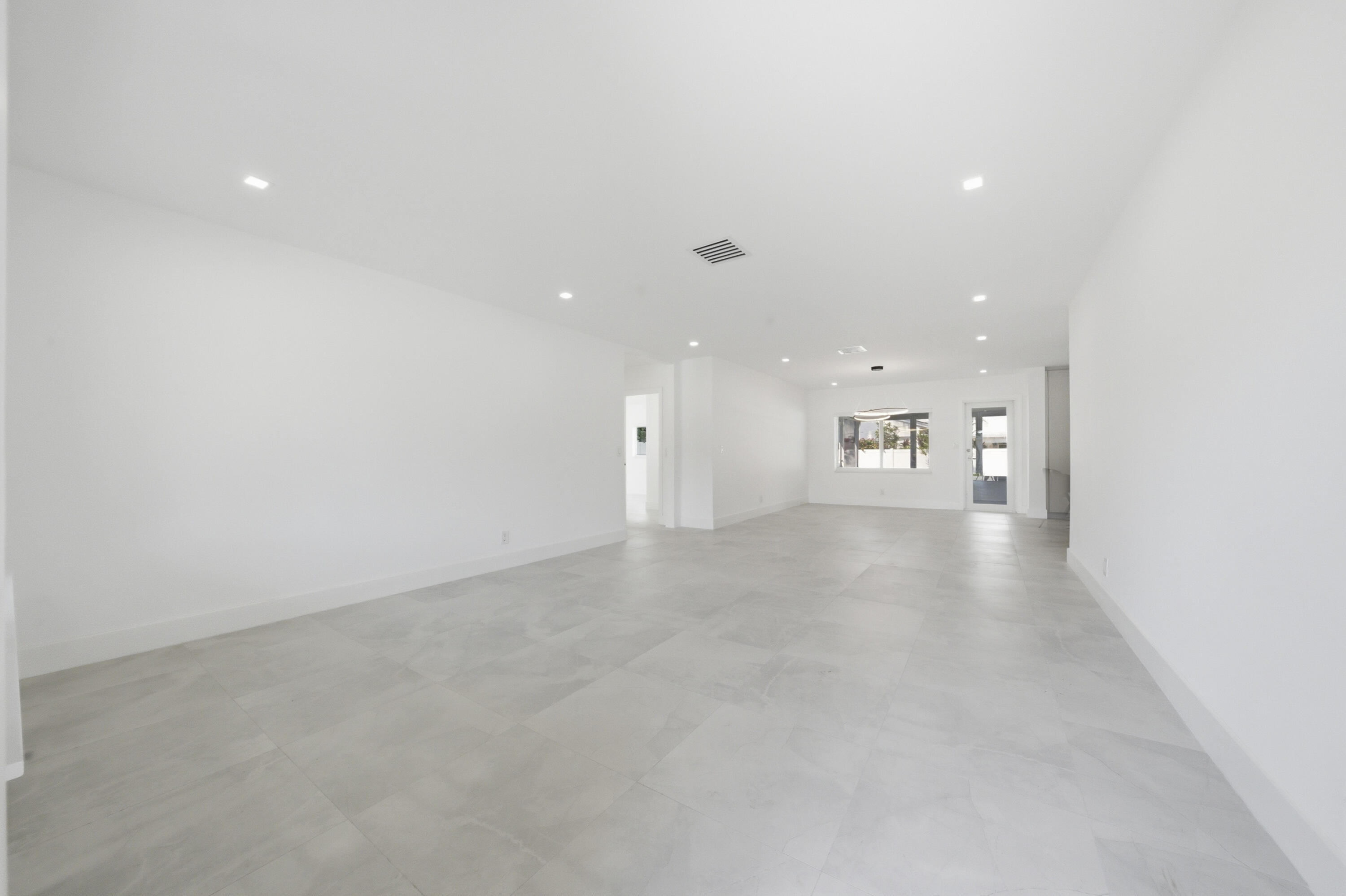 River Ridge 32-25 B - Residential Lease