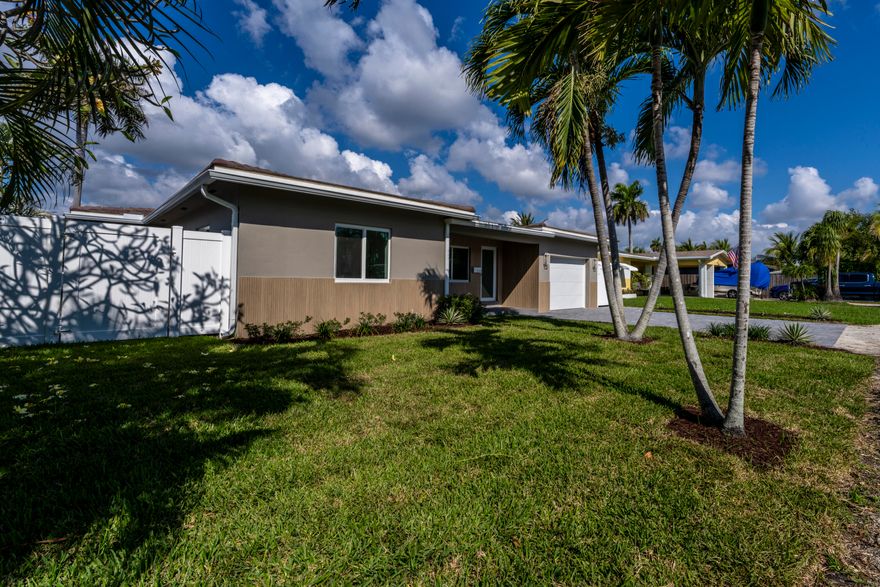 Charming 2-bedroom, 2-bath single-family home located in the highly desirable Poinsettia Heights neighborhood. Offering over 1,400 sq ft of living space, this home features a spacious layout, one-car garage, and a screened-in porch—perfect for enjoying South Florida living. The oversized kitchen provides ample space for cooking and entertaining. Ideally situated near Whole Foods, Publix, shopping, dining, and vibrant downtown Fort Lauderdale. Enjoy a perfect blend of comfort, convenience, and location in this well-maintained home. Just Minutes from Fort Lauderdale beach.