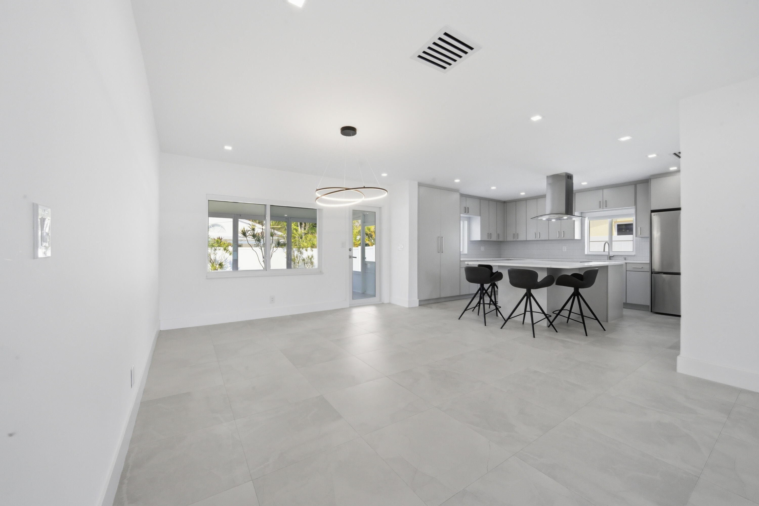 River Ridge 32-25 B - Residential Lease