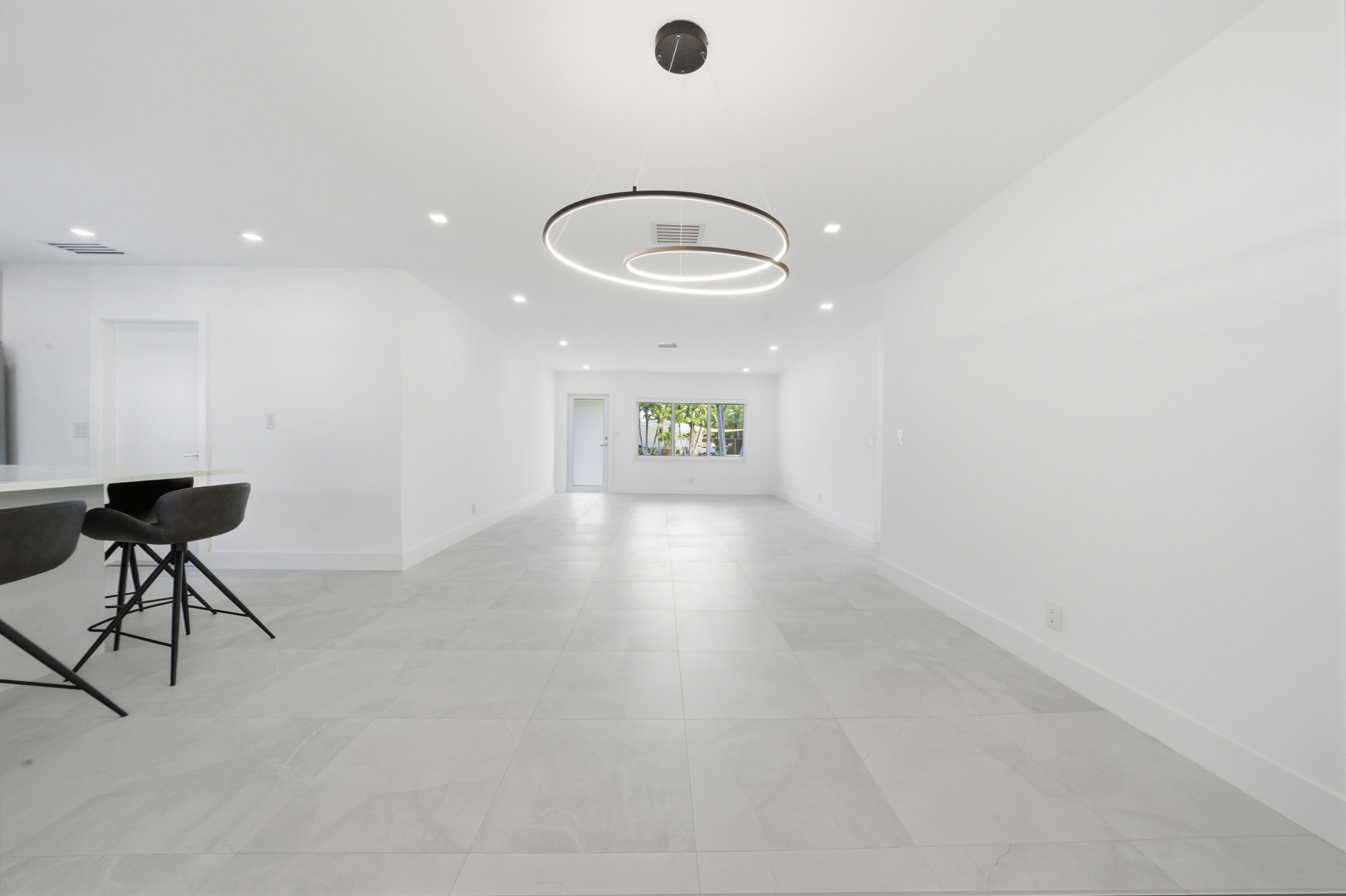 River Ridge 32-25 B - Residential Lease