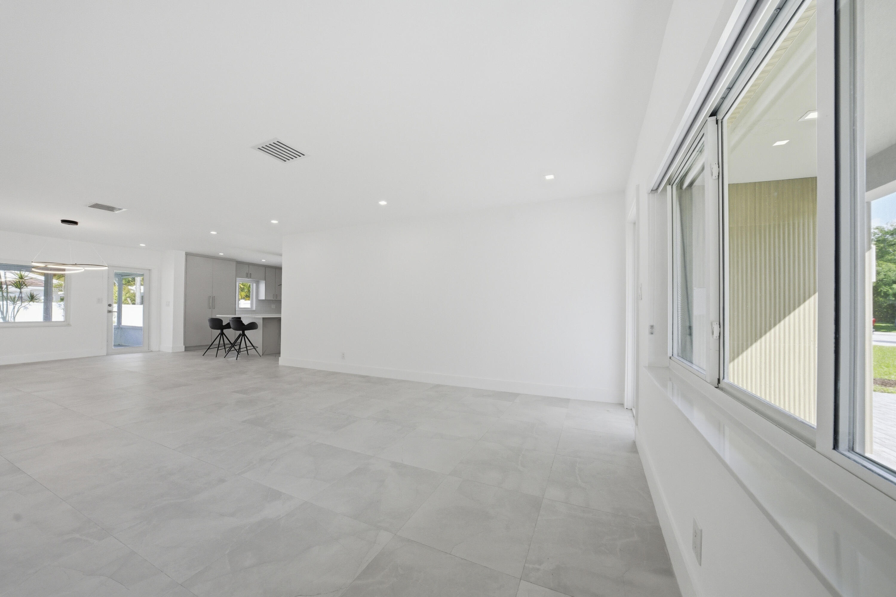 River Ridge 32-25 B - Residential Lease