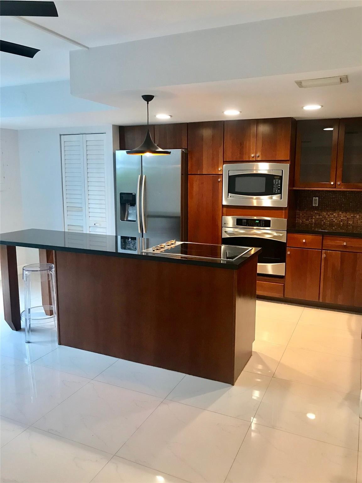 Venetian Park East - Residential Lease