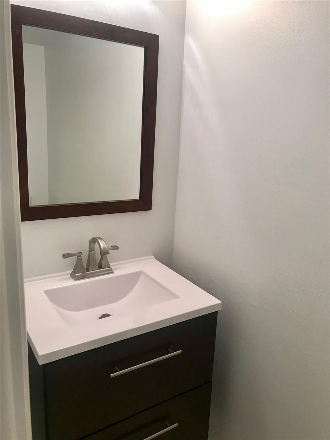 Venetian Park East - Residential Lease