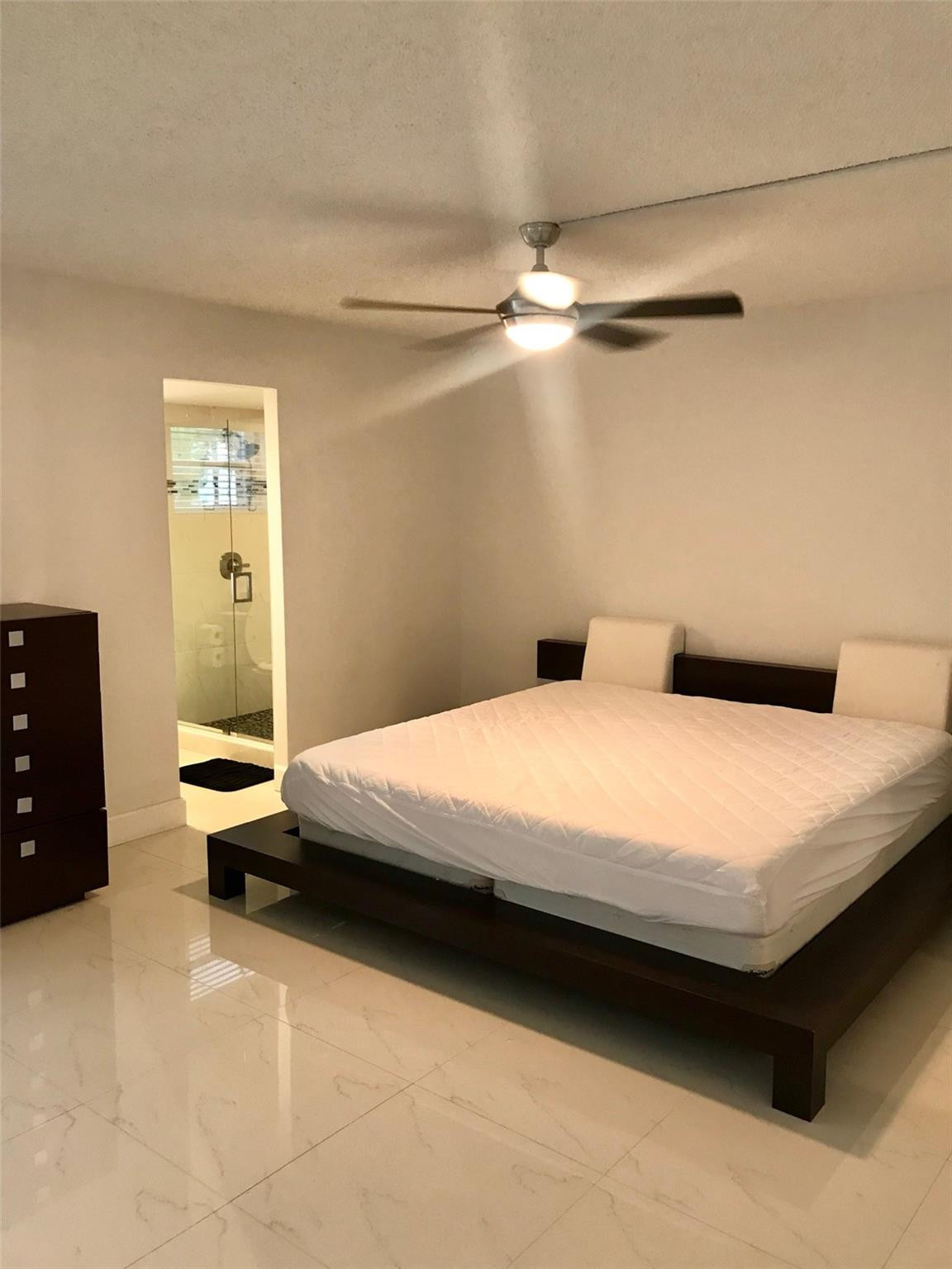 Venetian Park East - Residential Lease