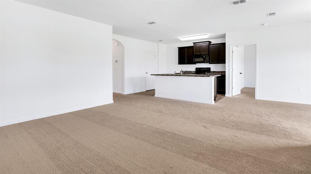 CROSSTOWN COMMONS - Residential