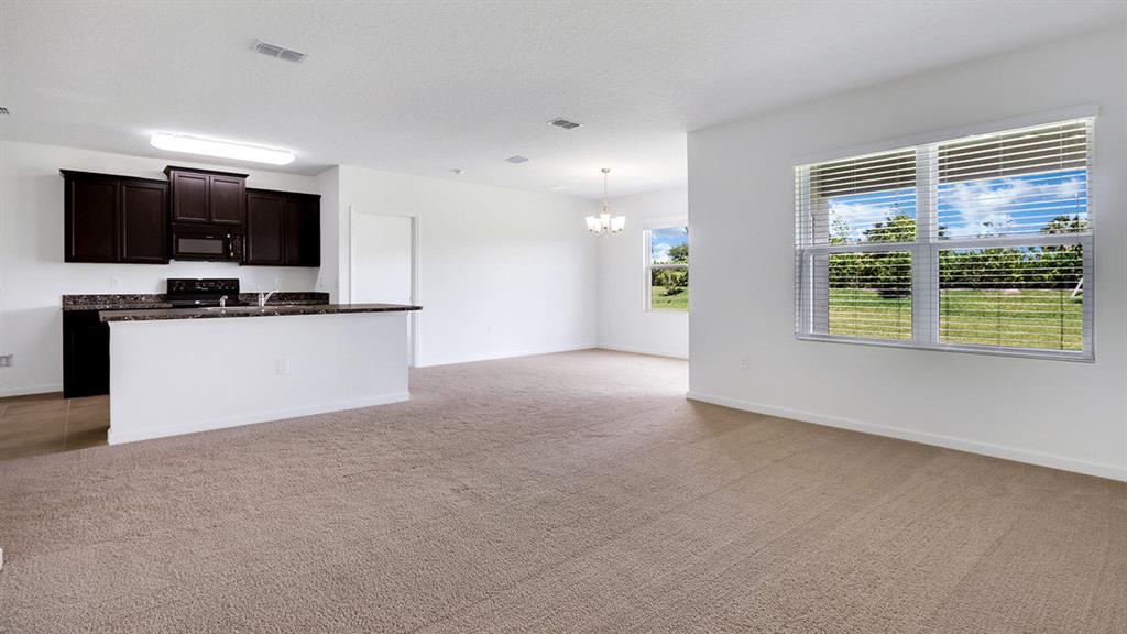 CROSSTOWN COMMONS - Residential