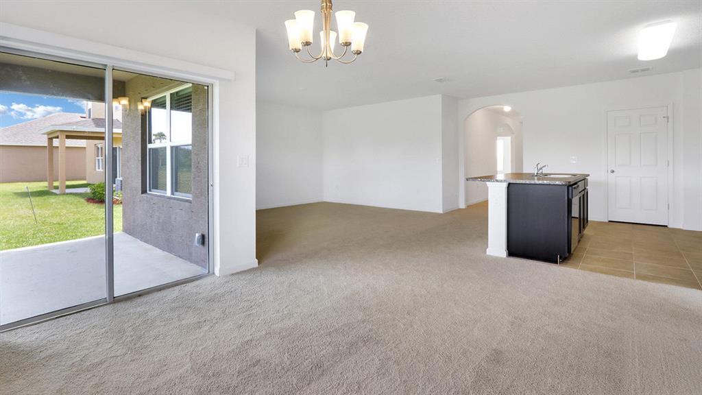 CROSSTOWN COMMONS - Residential