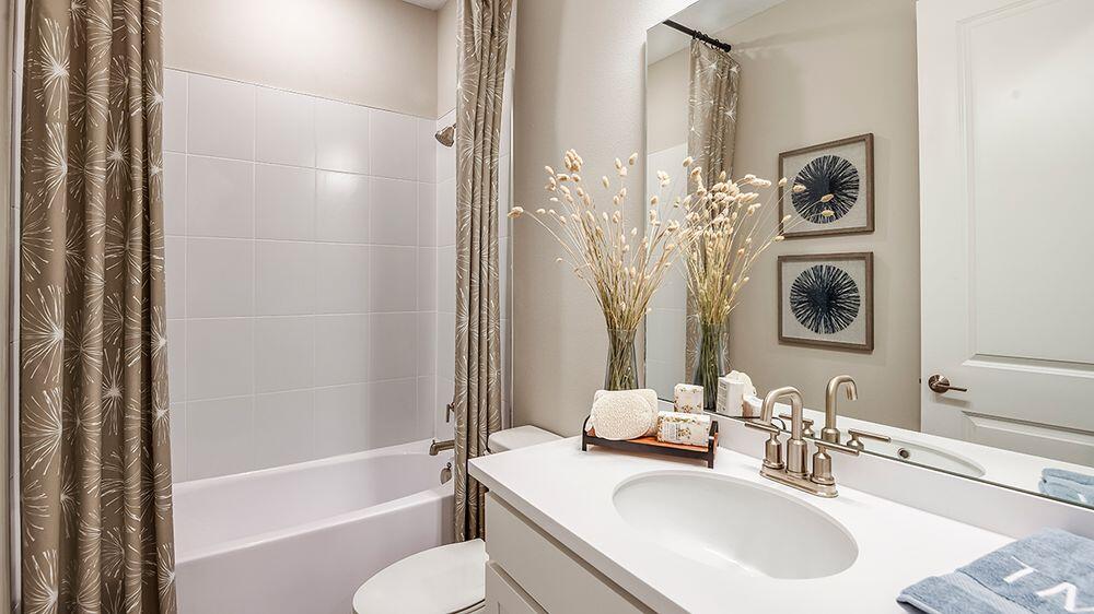 VERANDA OAKS - Residential