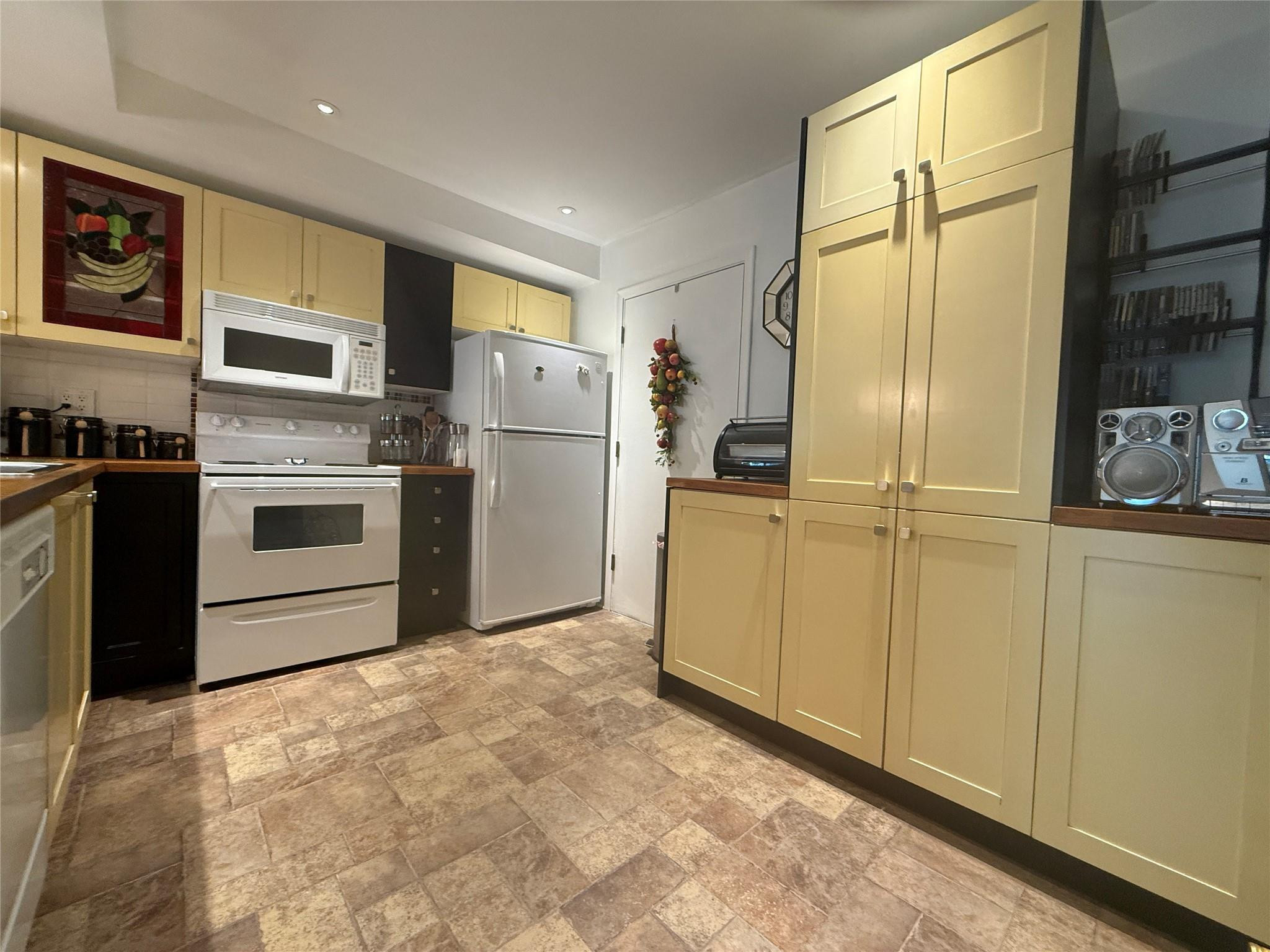 4750 NW 22nd Court 315