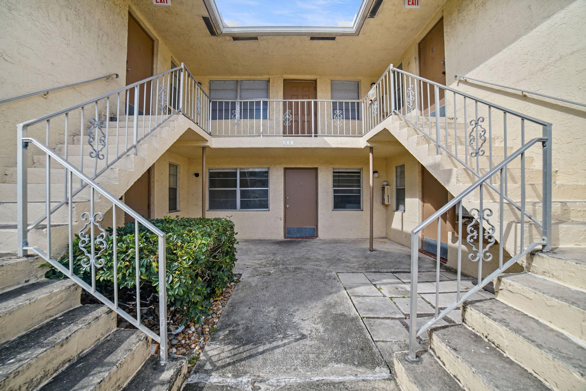 Invest in this outstanding property, boasting six well-maintained units, each crafted for modern comfort. Situated in a desirable neighborhood, this property offers water access to the Cypress Creek Canal and provides two parking spots per unit. With a steady income stream and high occupancy rates, it is a valuable addition to any investment portfolio.