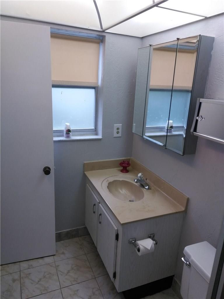 Courtyards Of Broward Con - Residential Lease