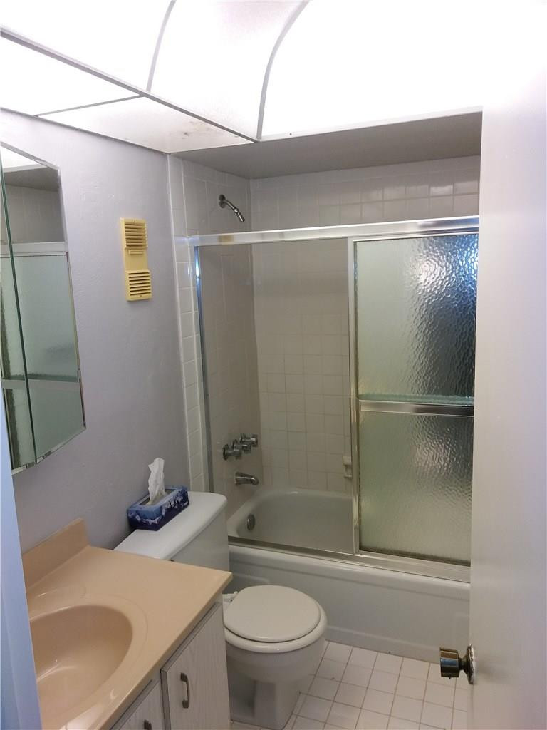 Courtyards Of Broward Con - Residential Lease