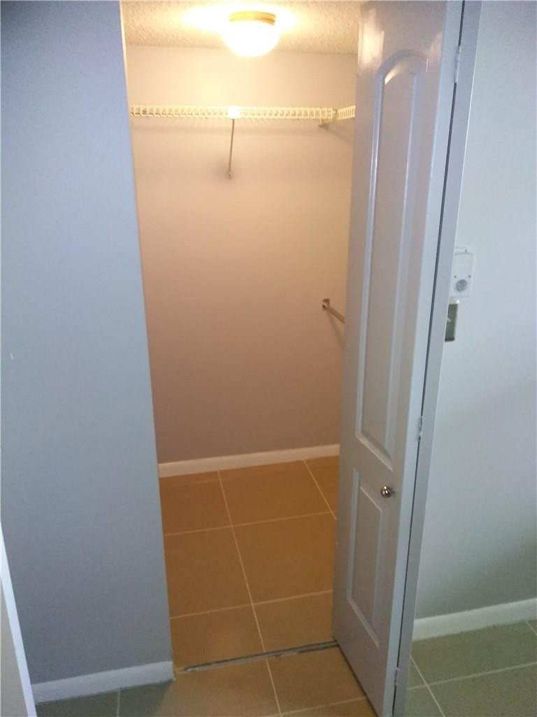 Courtyards Of Broward Con - Residential Lease