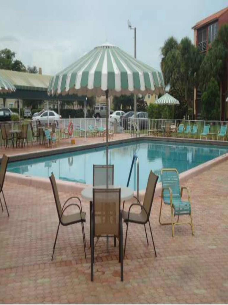 Courtyards Of Broward Con - Residential Lease