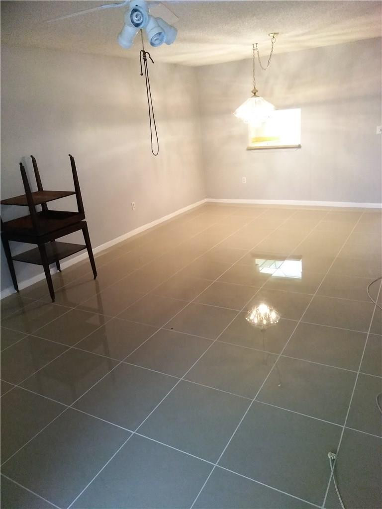 Courtyards Of Broward Con - Residential Lease