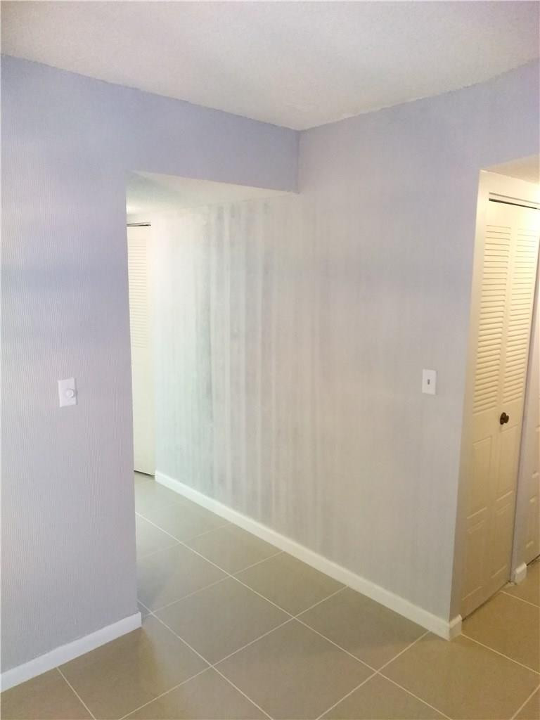 Courtyards Of Broward Con - Residential Lease