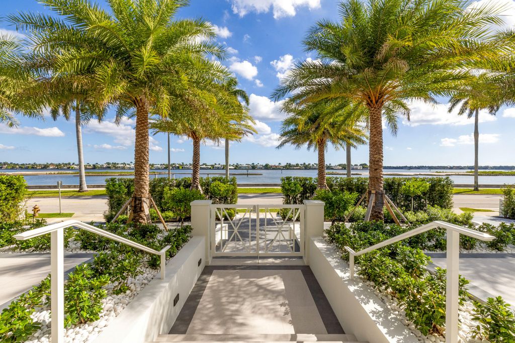 Photo of 2415 S Flagler Drive, West Palm Beach, FL 33401 (MLS # R11142027)