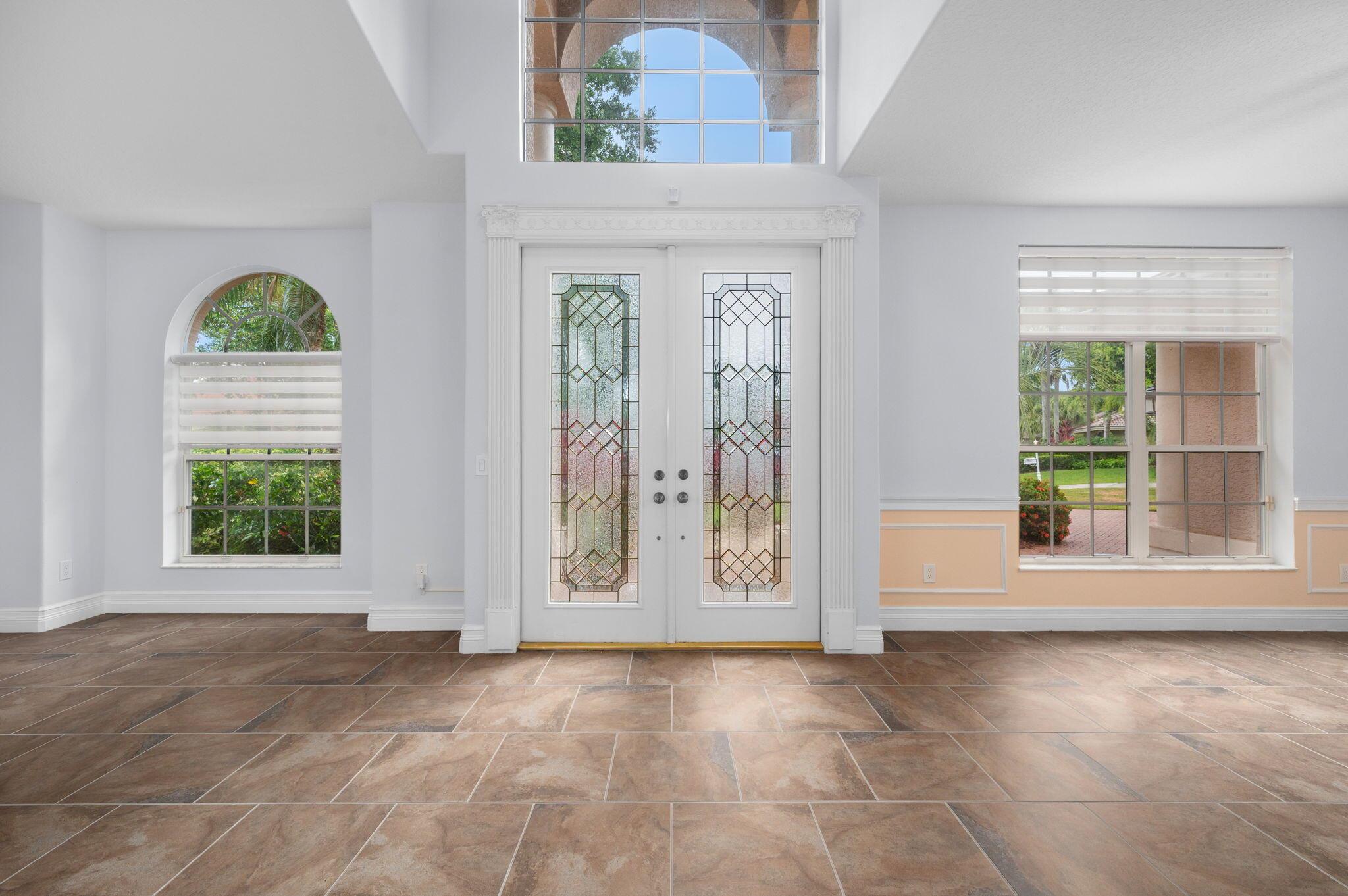 COUNTRY CLUB ESTATES PARC - Residential