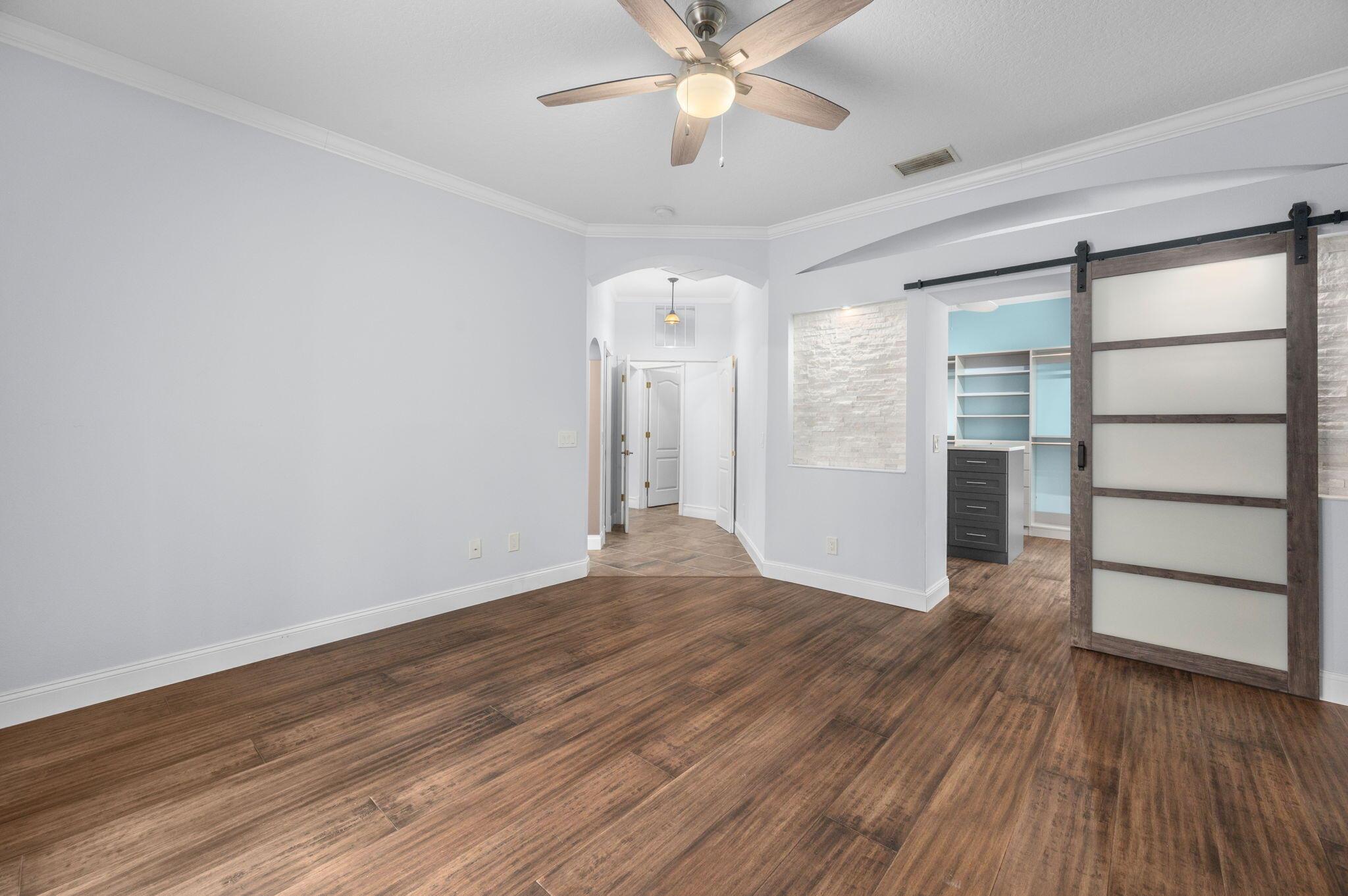 COUNTRY CLUB ESTATES PARC - Residential