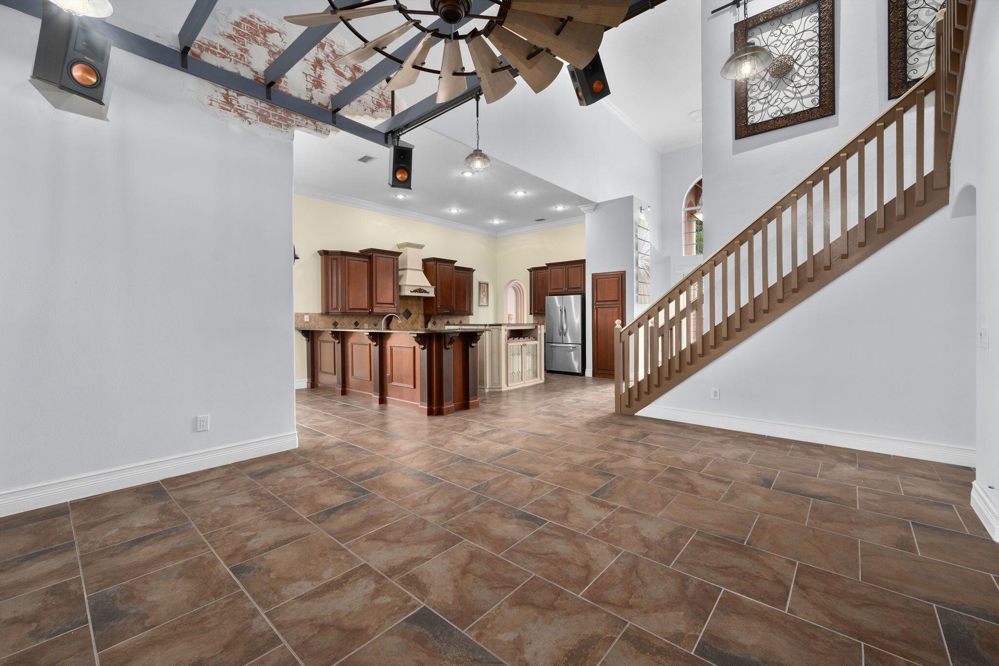 COUNTRY CLUB ESTATES PARC - Residential
