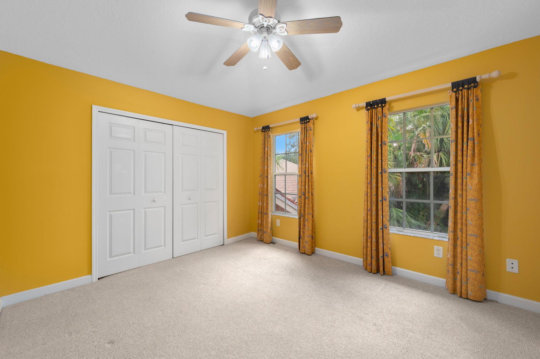 COUNTRY CLUB ESTATES PARC - Residential