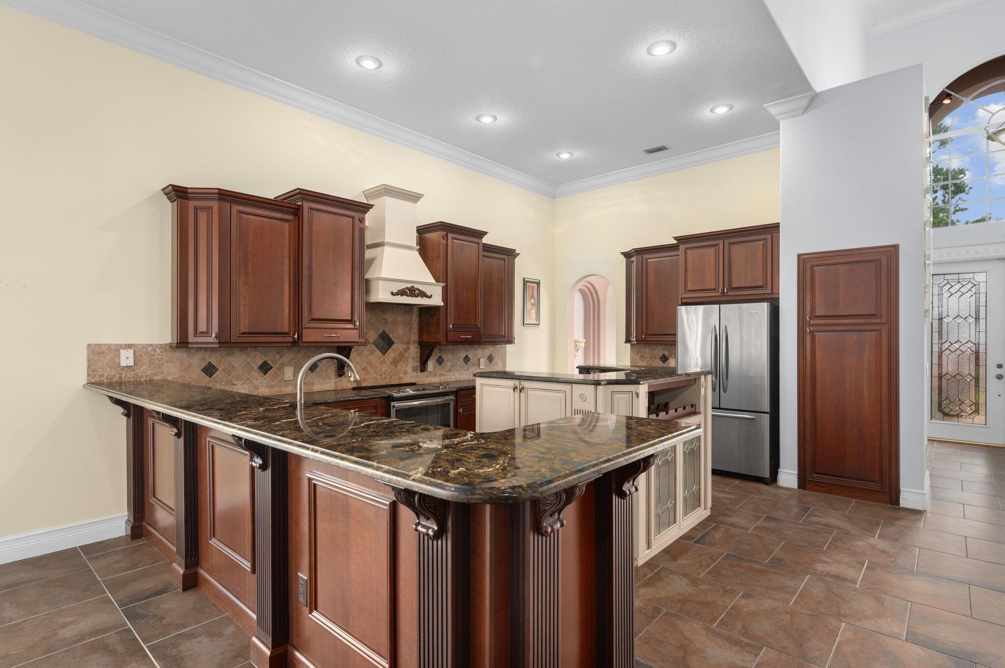 COUNTRY CLUB ESTATES PARC - Residential
