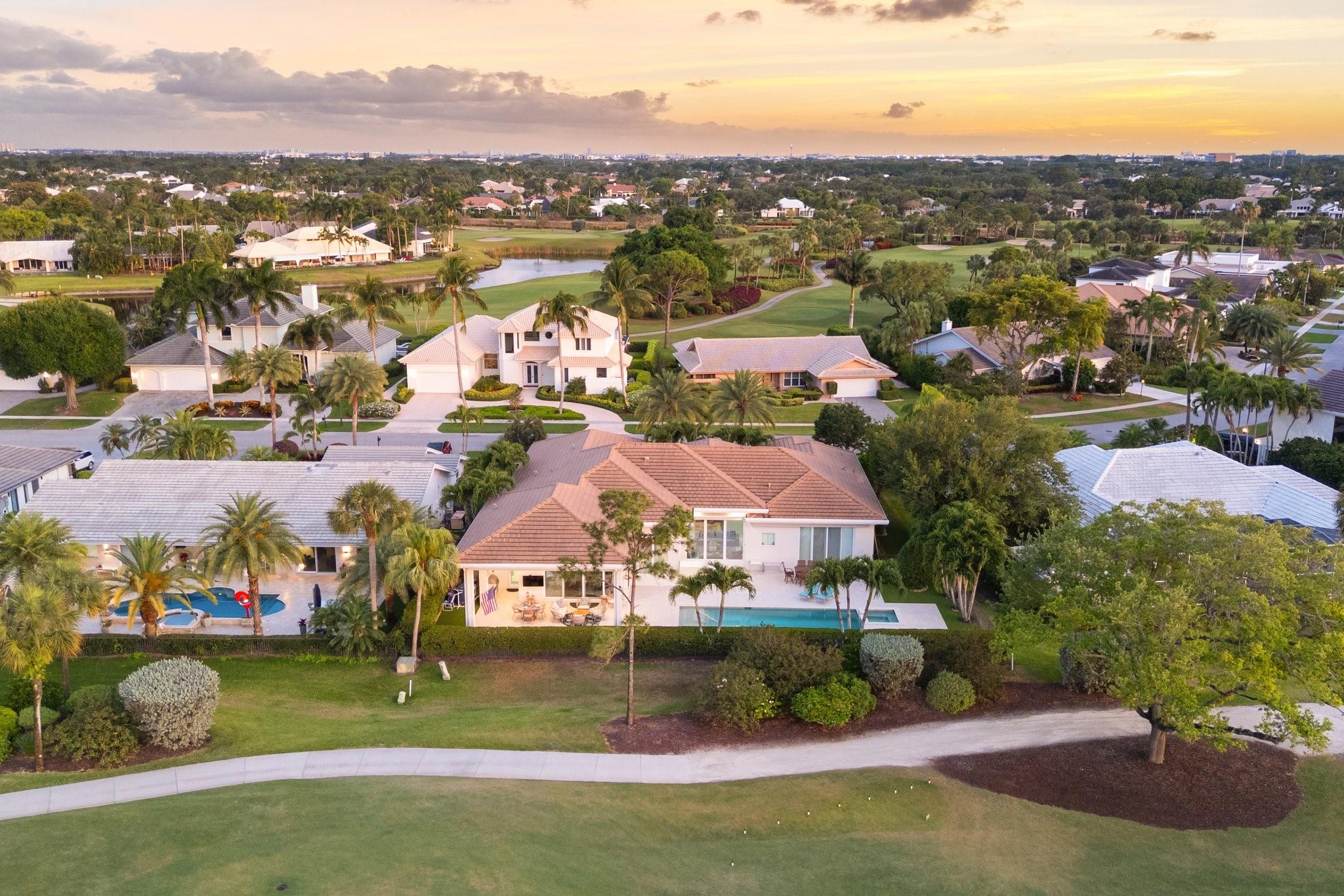 4689 Tree Fern Dr