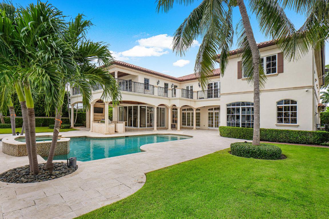 ROYAL PALM YACHT & COUNTRY CLUB - Residential