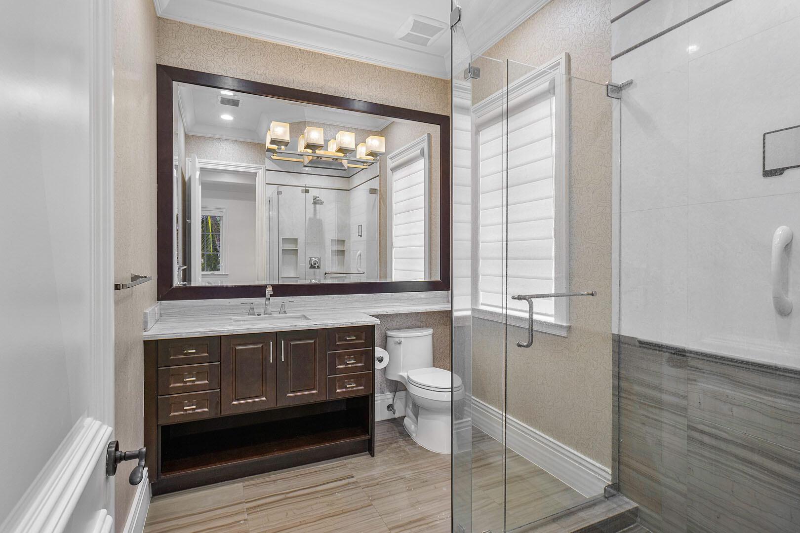 ROYAL PALM YACHT & COUNTR - Residential